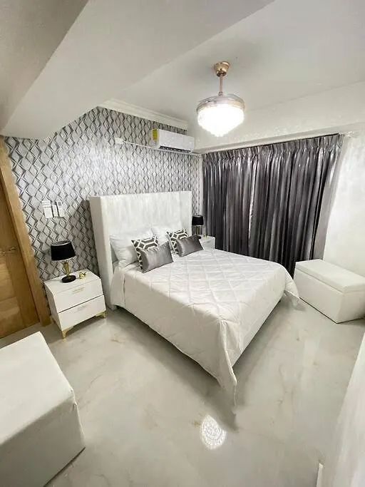 Holiday home Torre Sophia Monserrat Santo Domingo